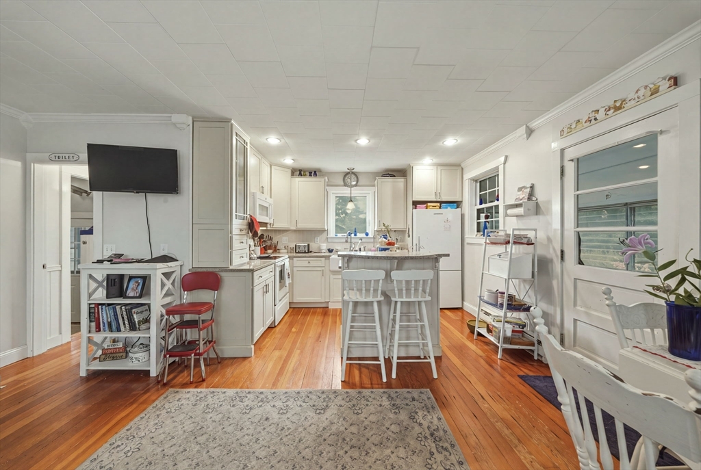 6 Gordon Street Property Photo 42
