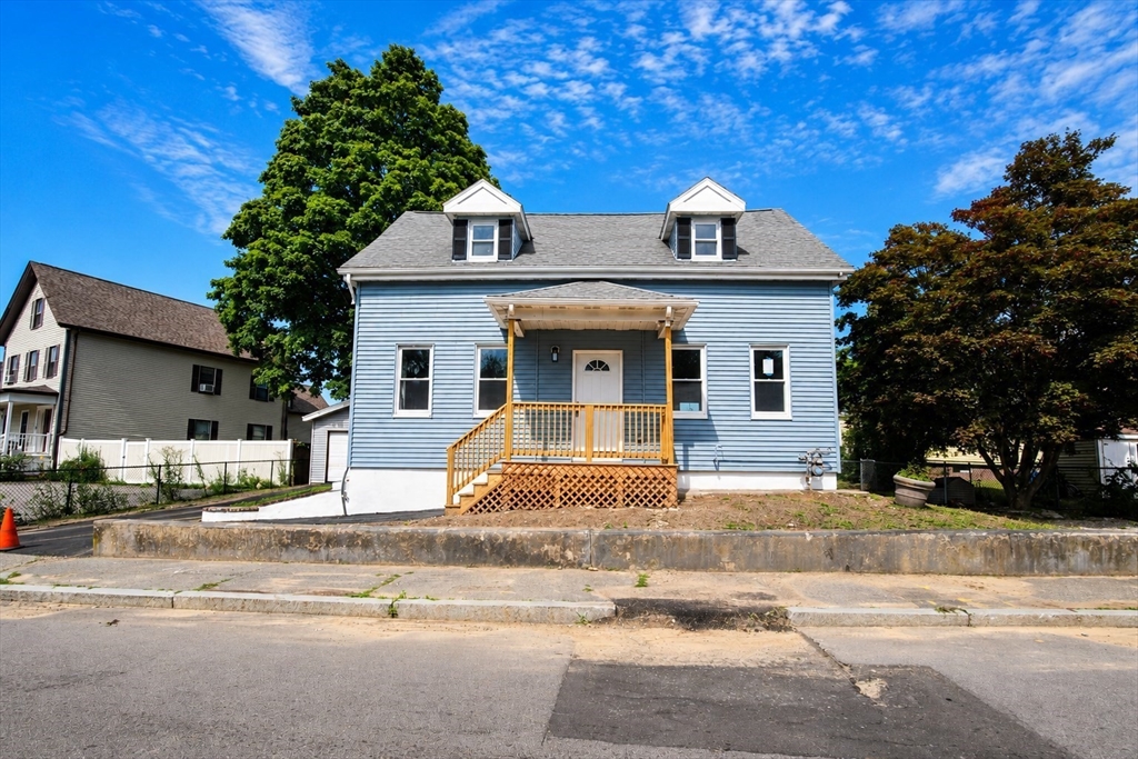 19 Mason St Property Photo 1