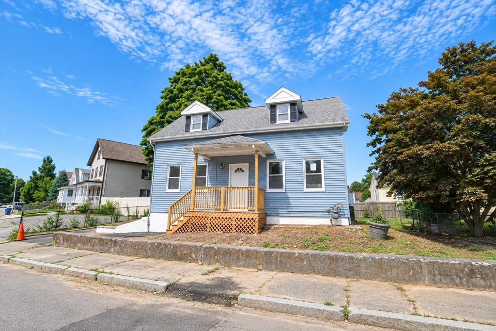 19 Mason St Property Photo 2