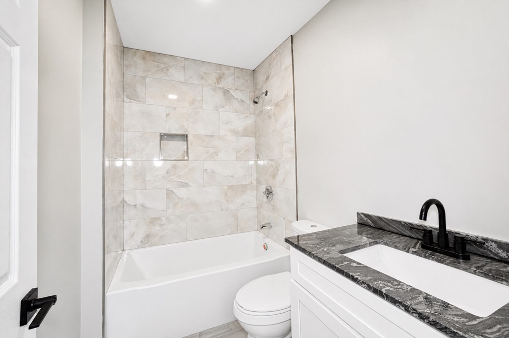 19 Mason St Property Photo 8