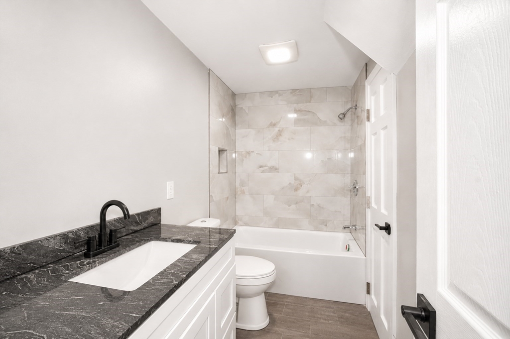 19 Mason St Property Photo 13