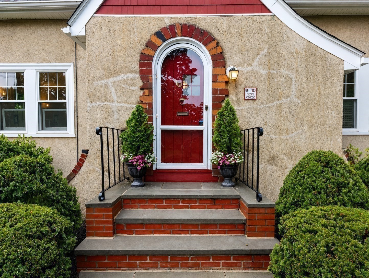 10 Fern Circle Property Photo 9