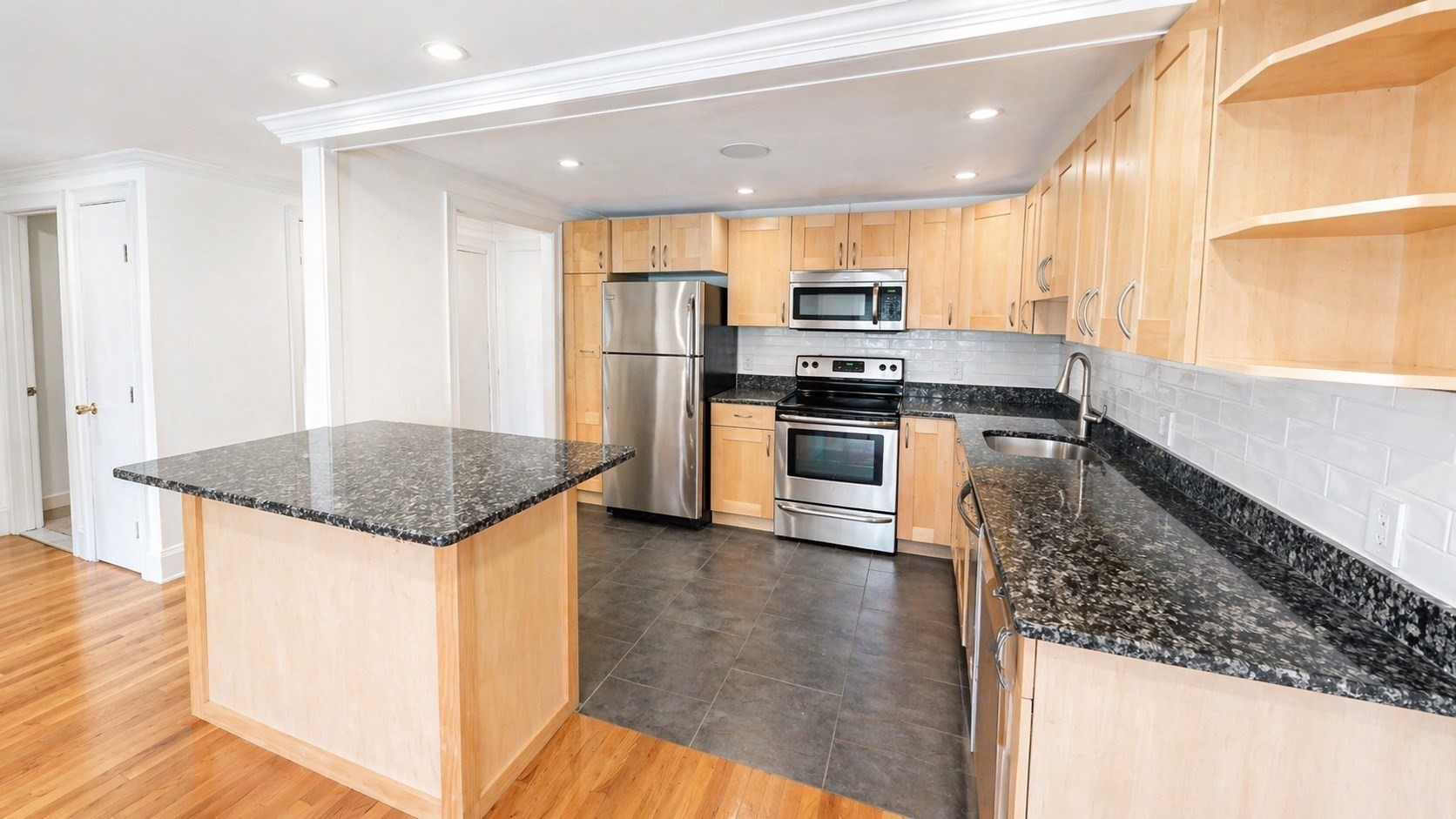121 Tremont St # A6 Property Photo 5