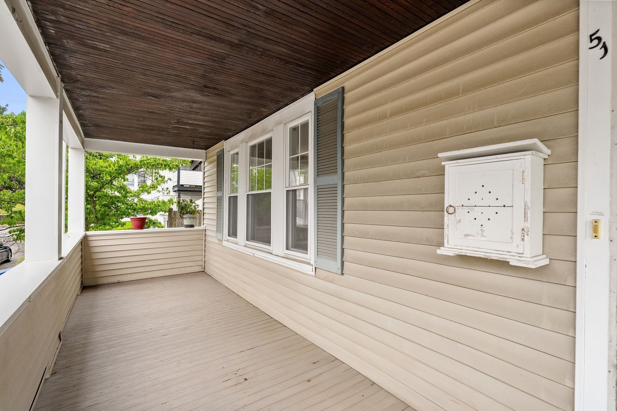 49-51 Harding Ave. # 49 Property Photo 5