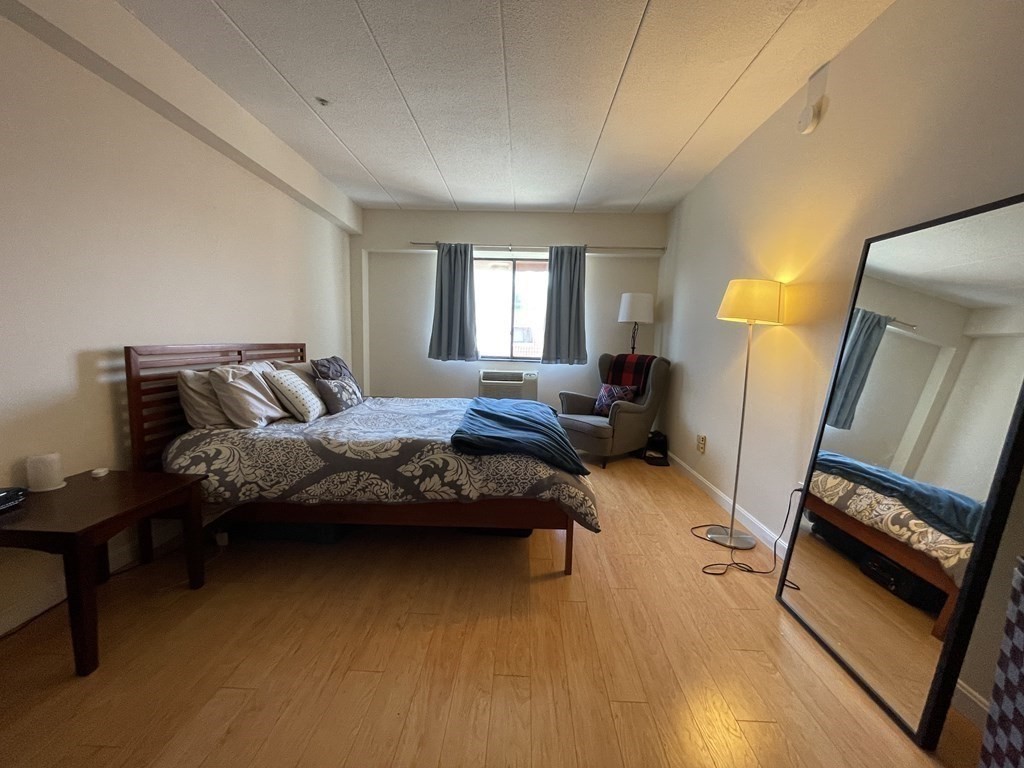 135 Pleasant St # 601 Property Photo 8