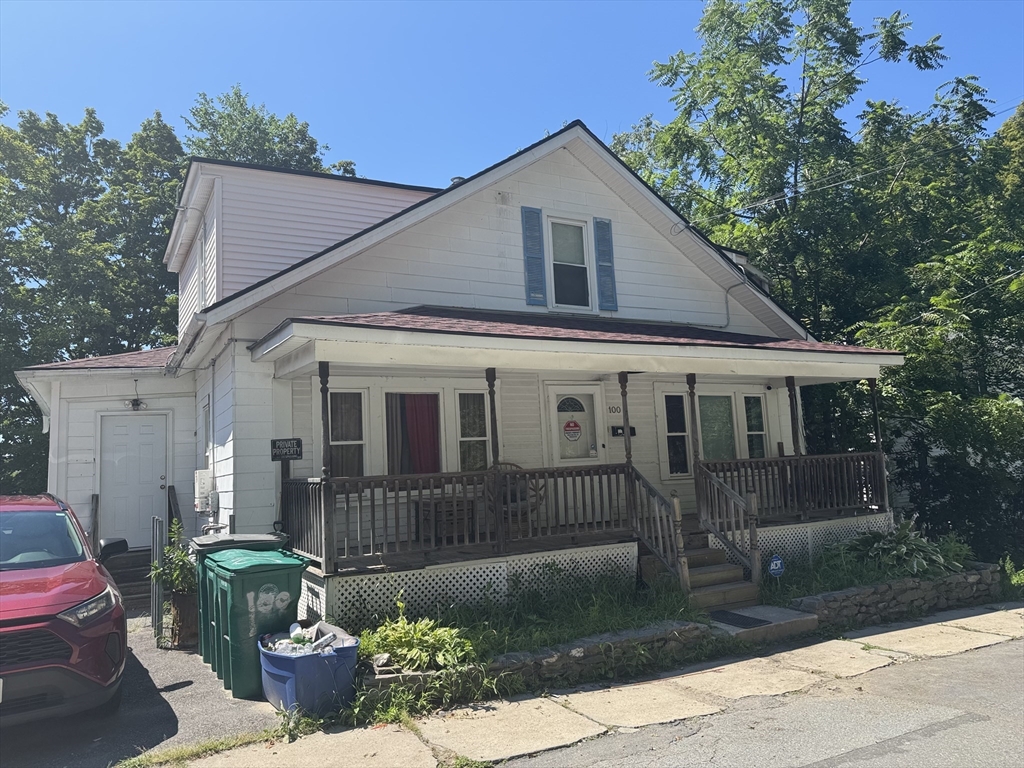 100 Marshall St Property Photo 1