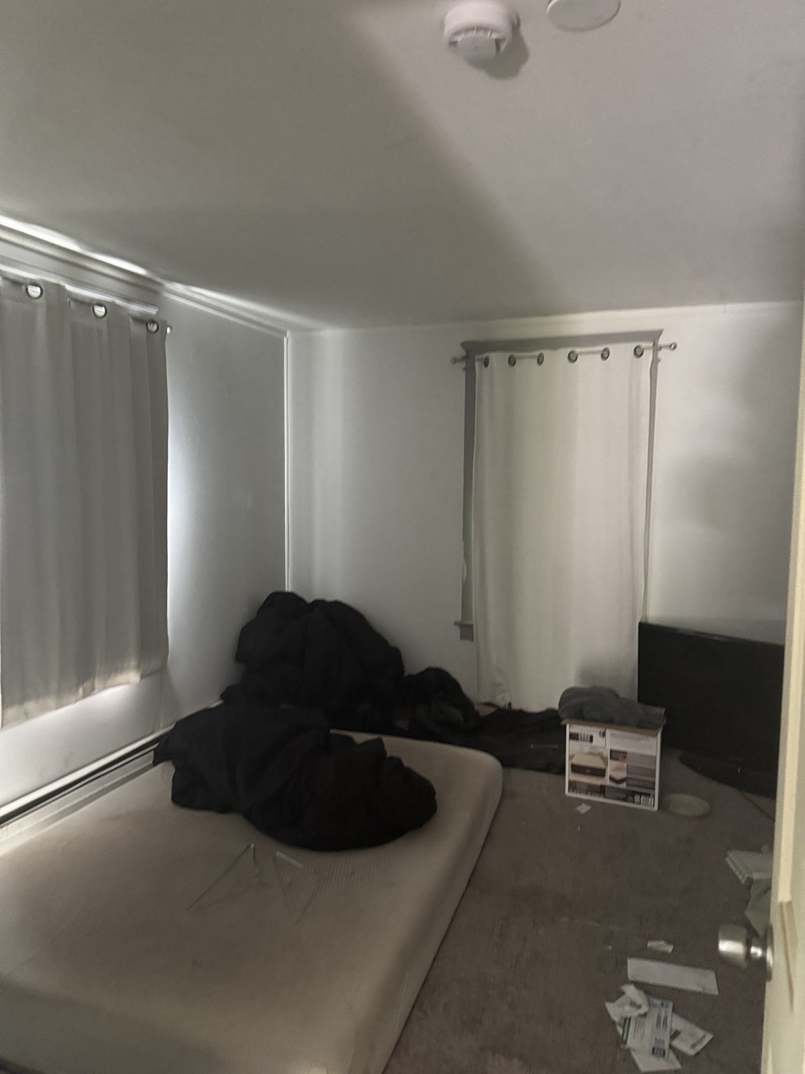 100 Marshall St Property Photo 17