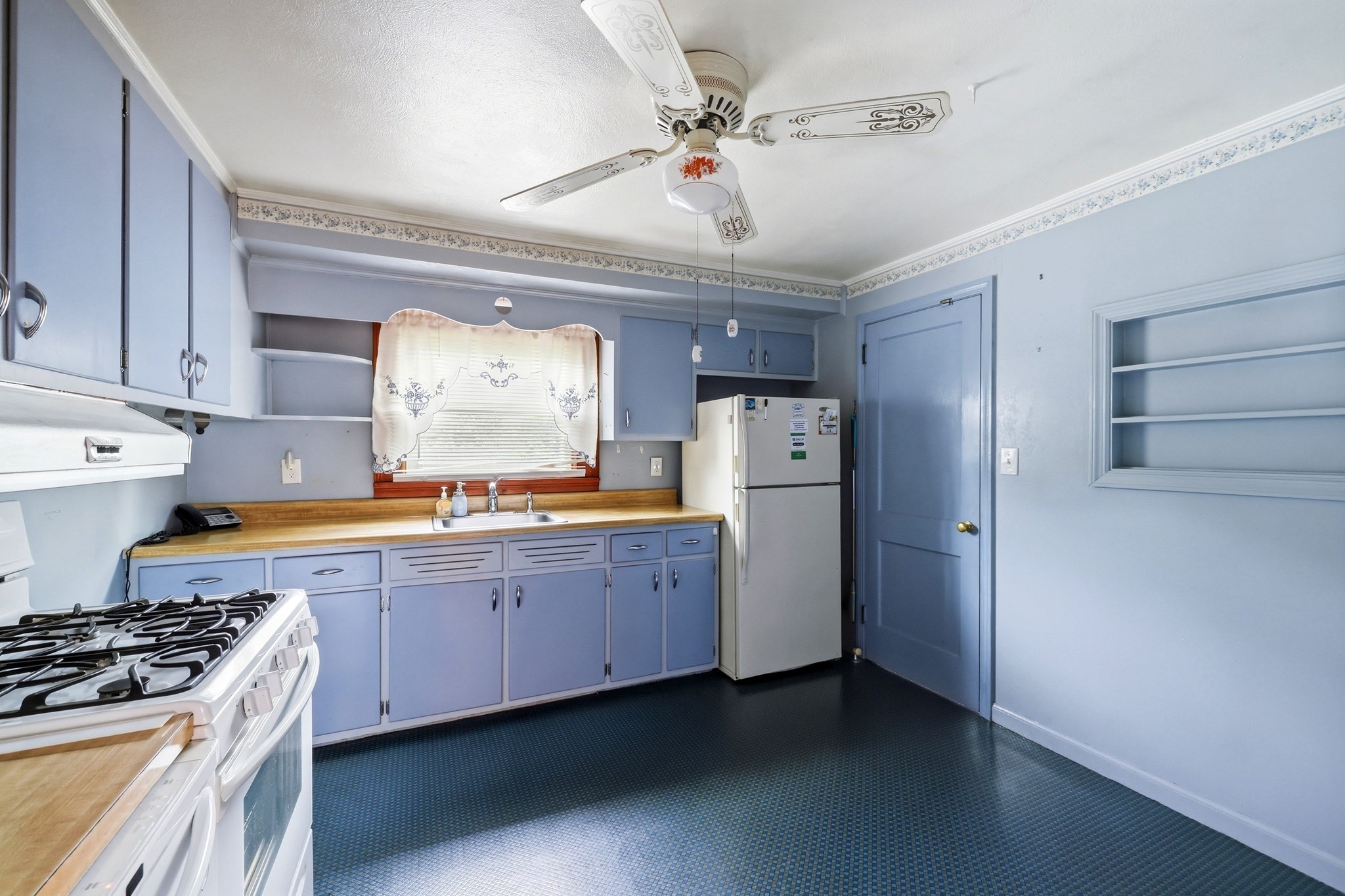 23 Steuben St Property Photo 6