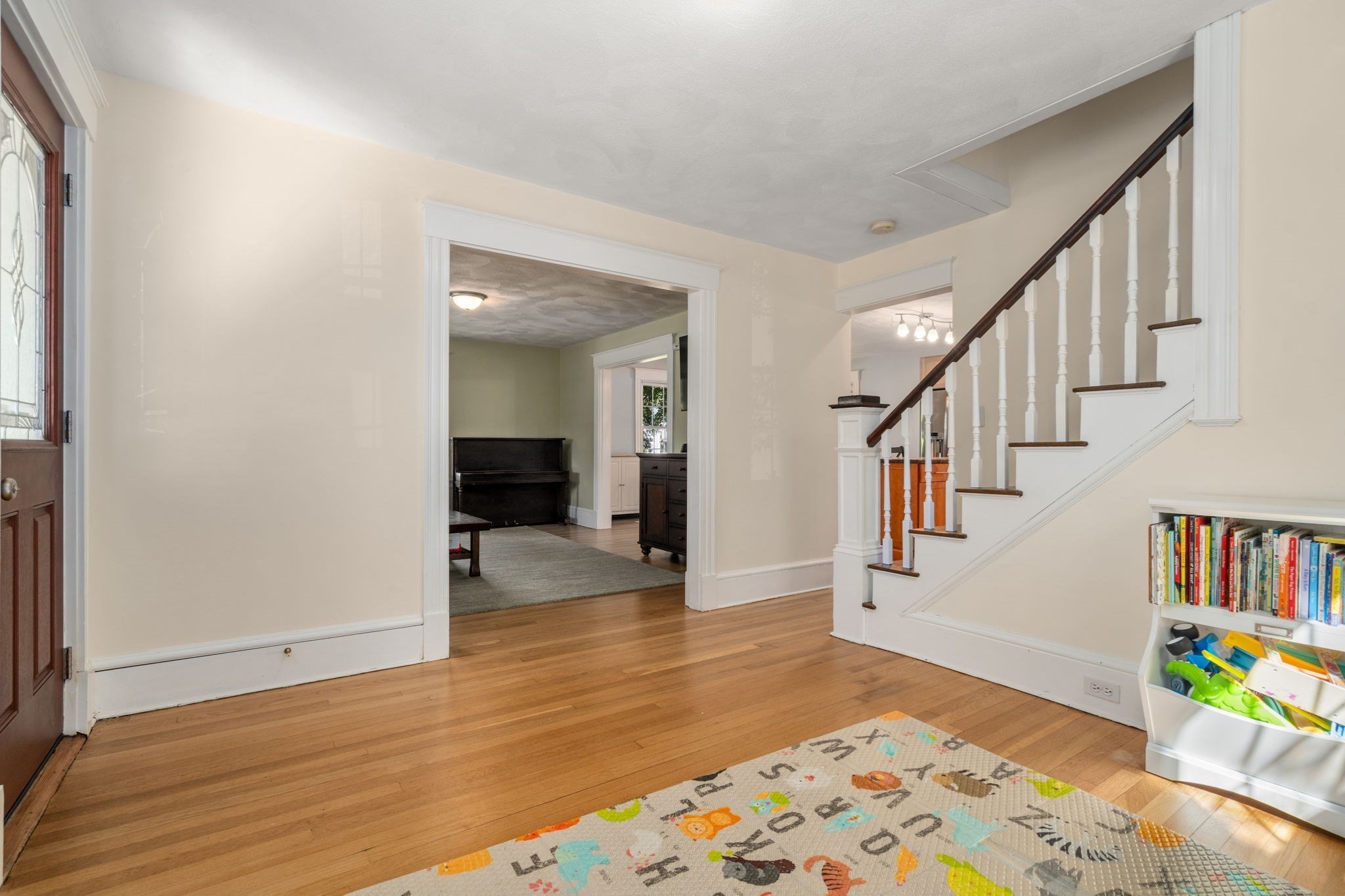 128 Pleasant St Property Photo 7