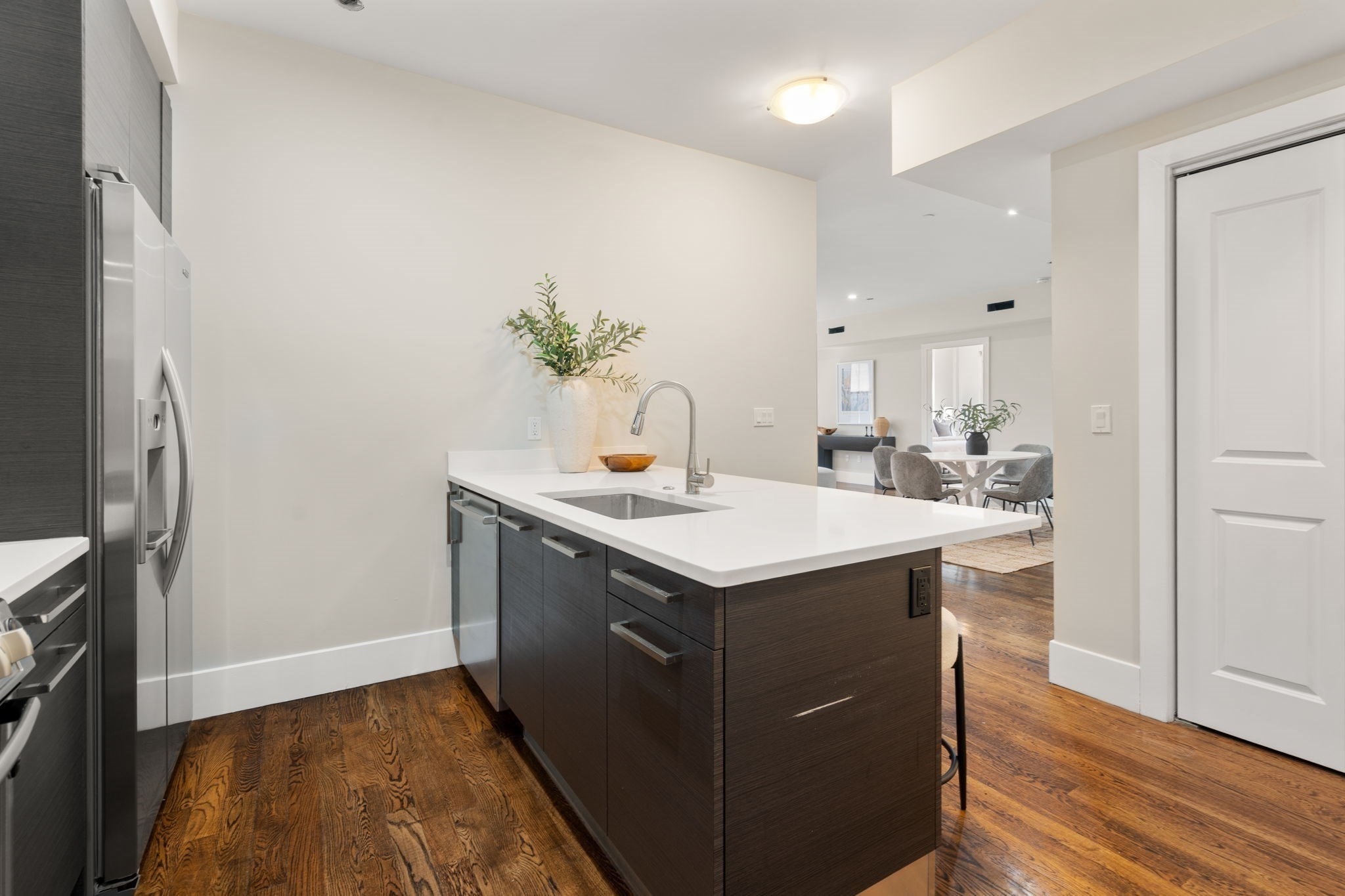 10 St George Street # 406 Property Photo 5