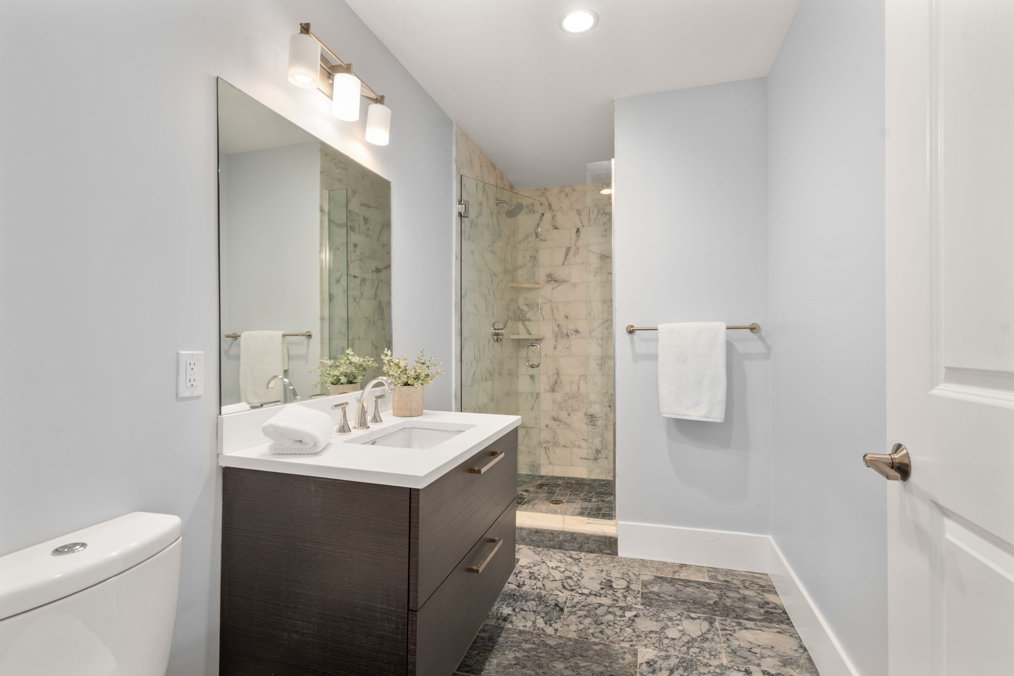 10 St George Street # 406 Property Photo 14