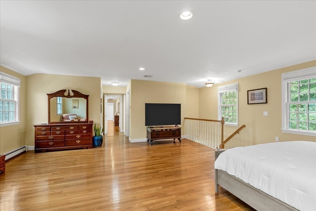 14 Windward Ln Property Photo 15