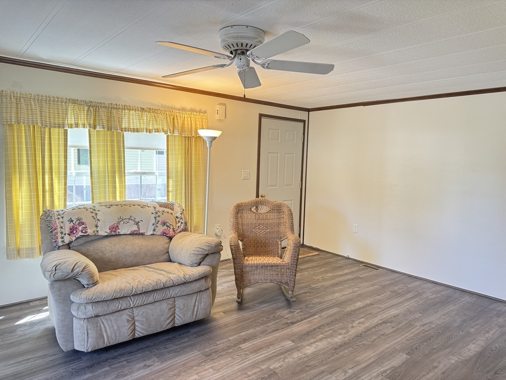 16 Puritan Road Property Photo 17