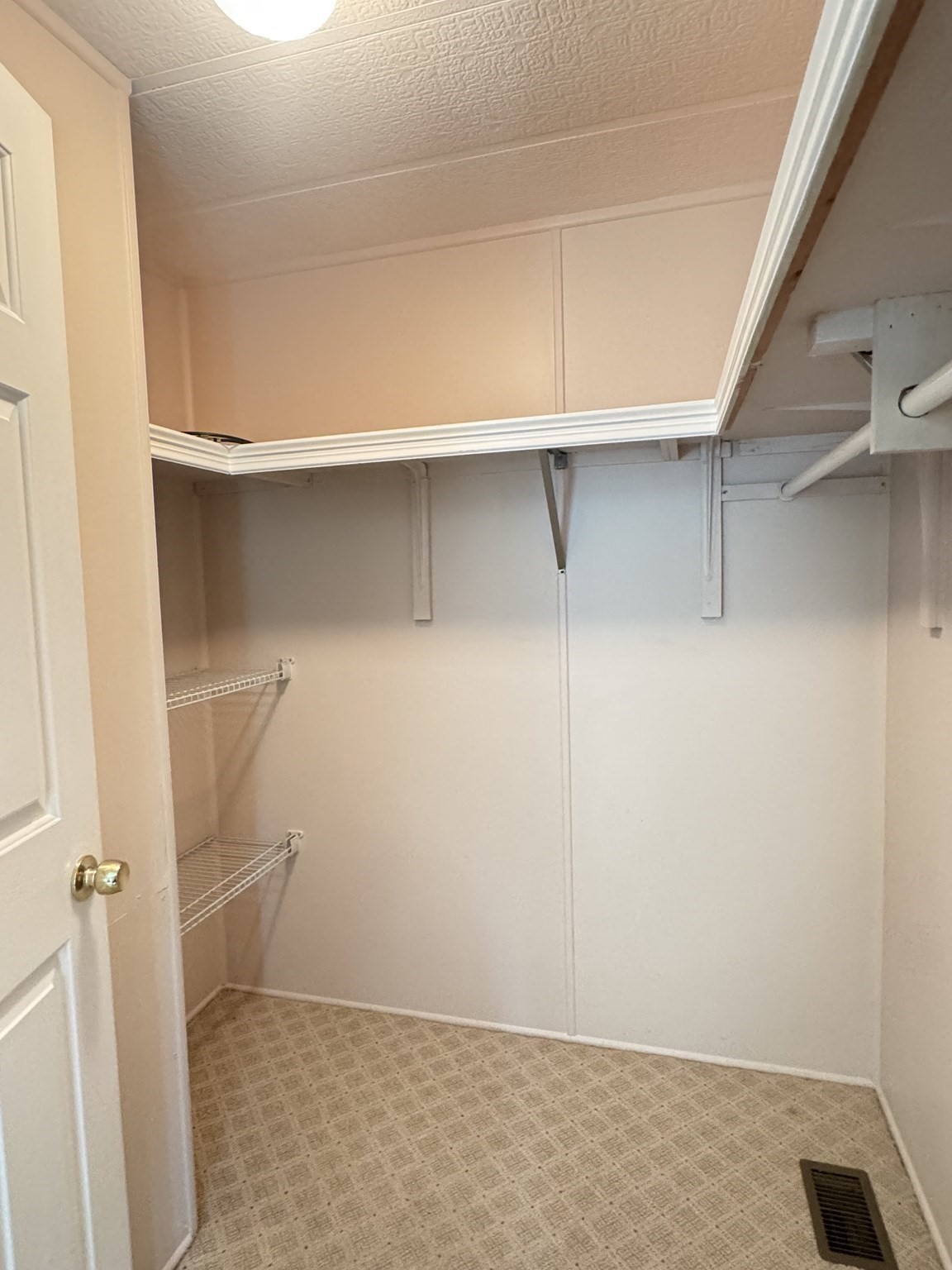 16 Puritan Road Property Photo 31