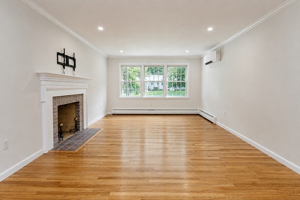 93 Wyndward Rd Property Photo 14