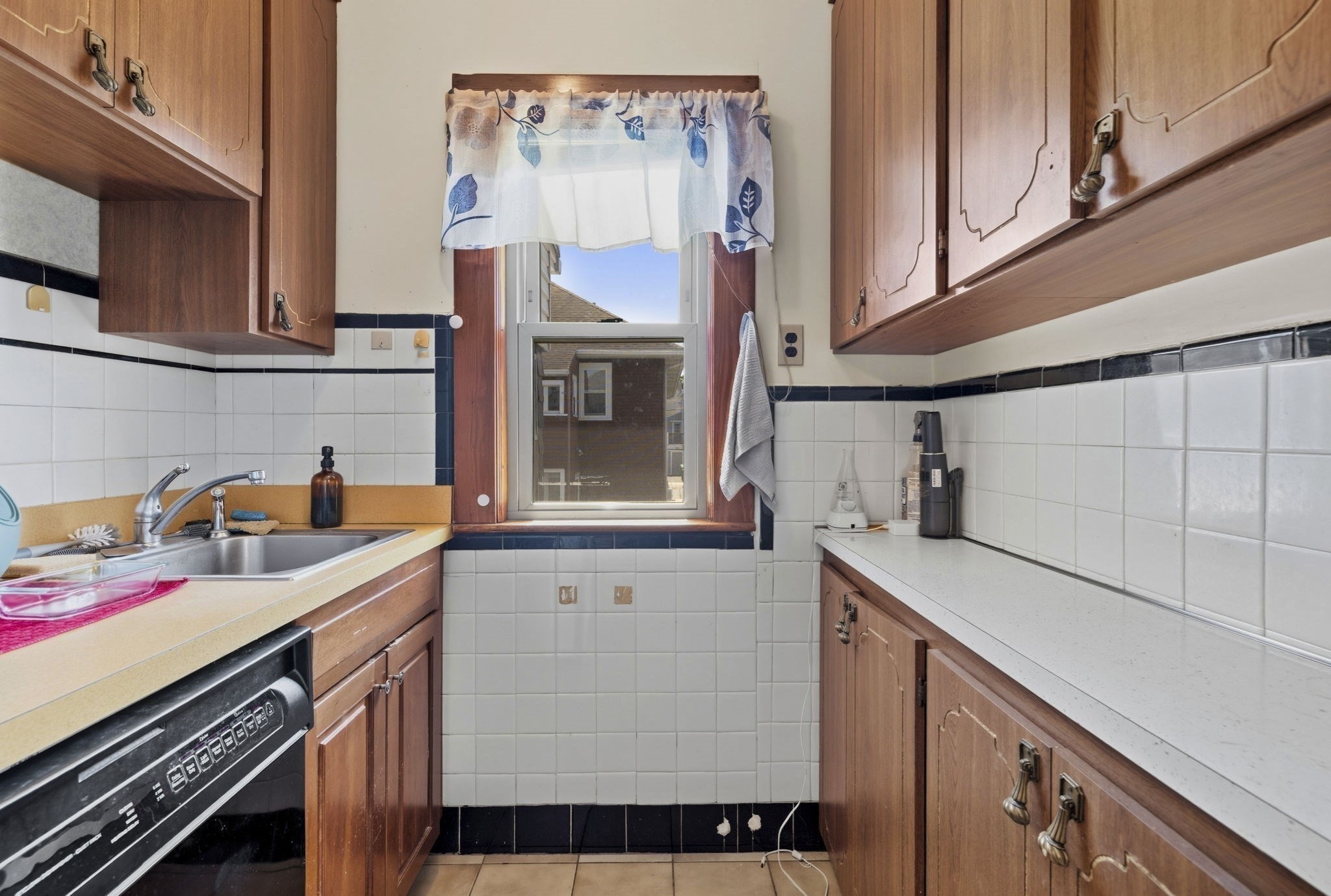 16 Newbern Ave # 2 Property Photo 8