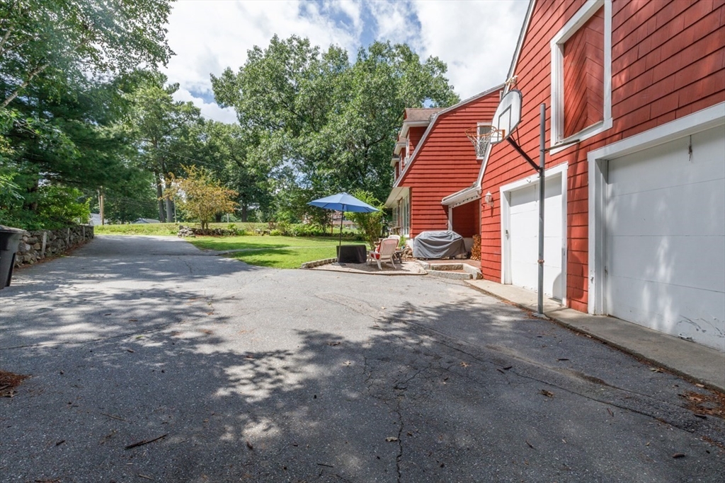 15 Trotting Park Rd Property Photo 5
