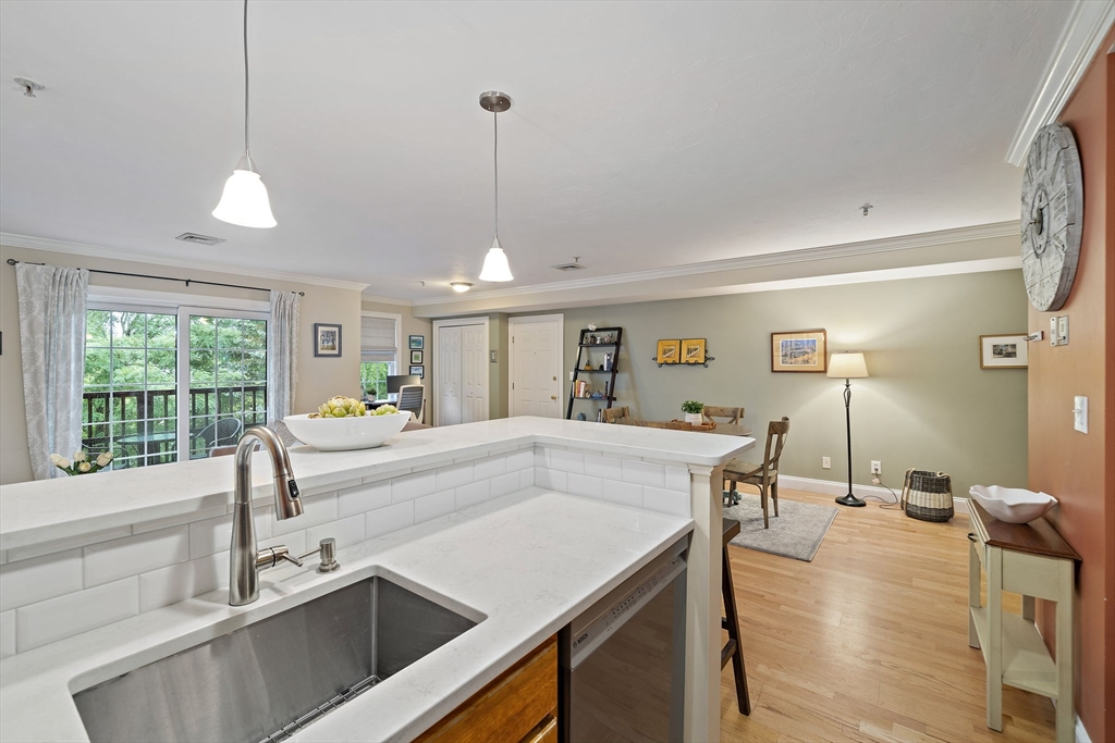 4 Forge Pond # C Property Photo 4