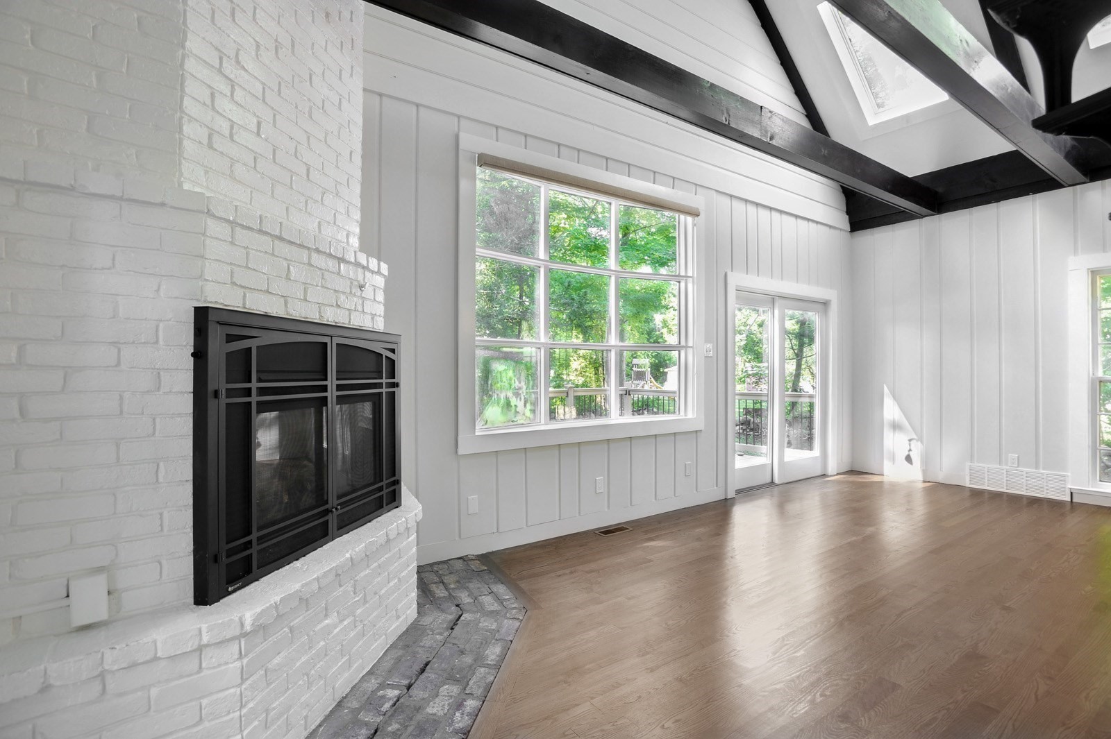 100 Old Oaken Bucket Rd. Property Photo 8