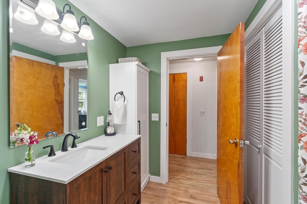 84 Fern Ave. Property Photo 20