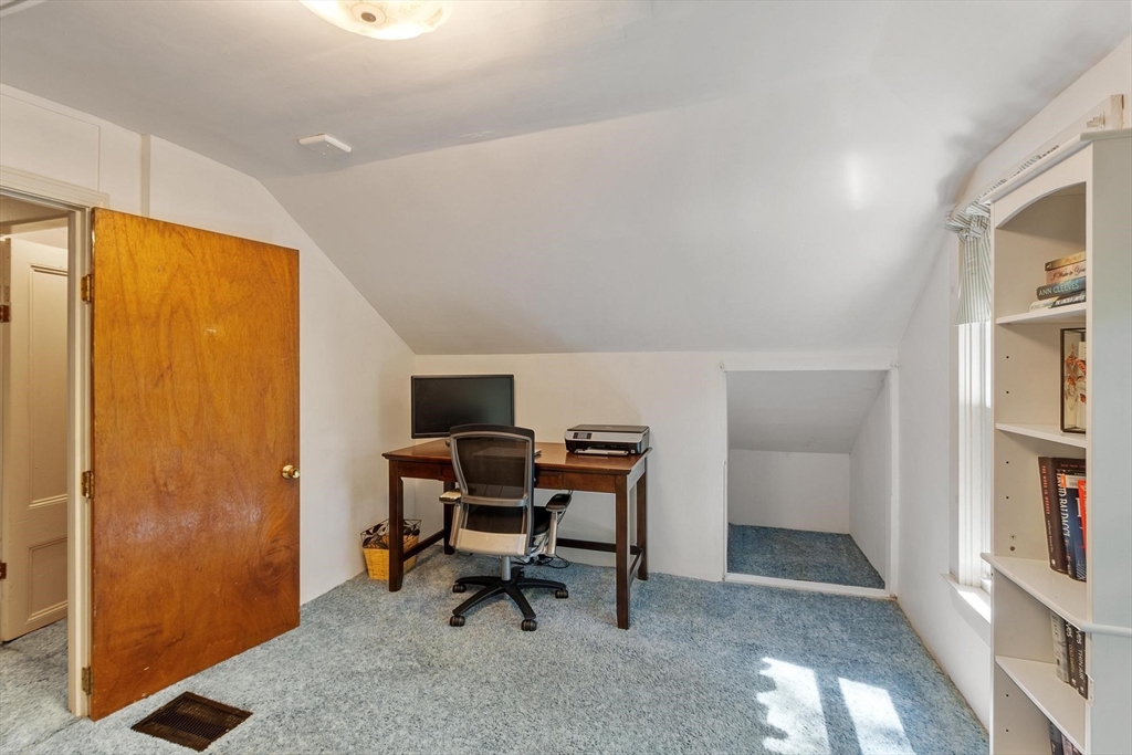 84 Fern Ave. Property Photo 27