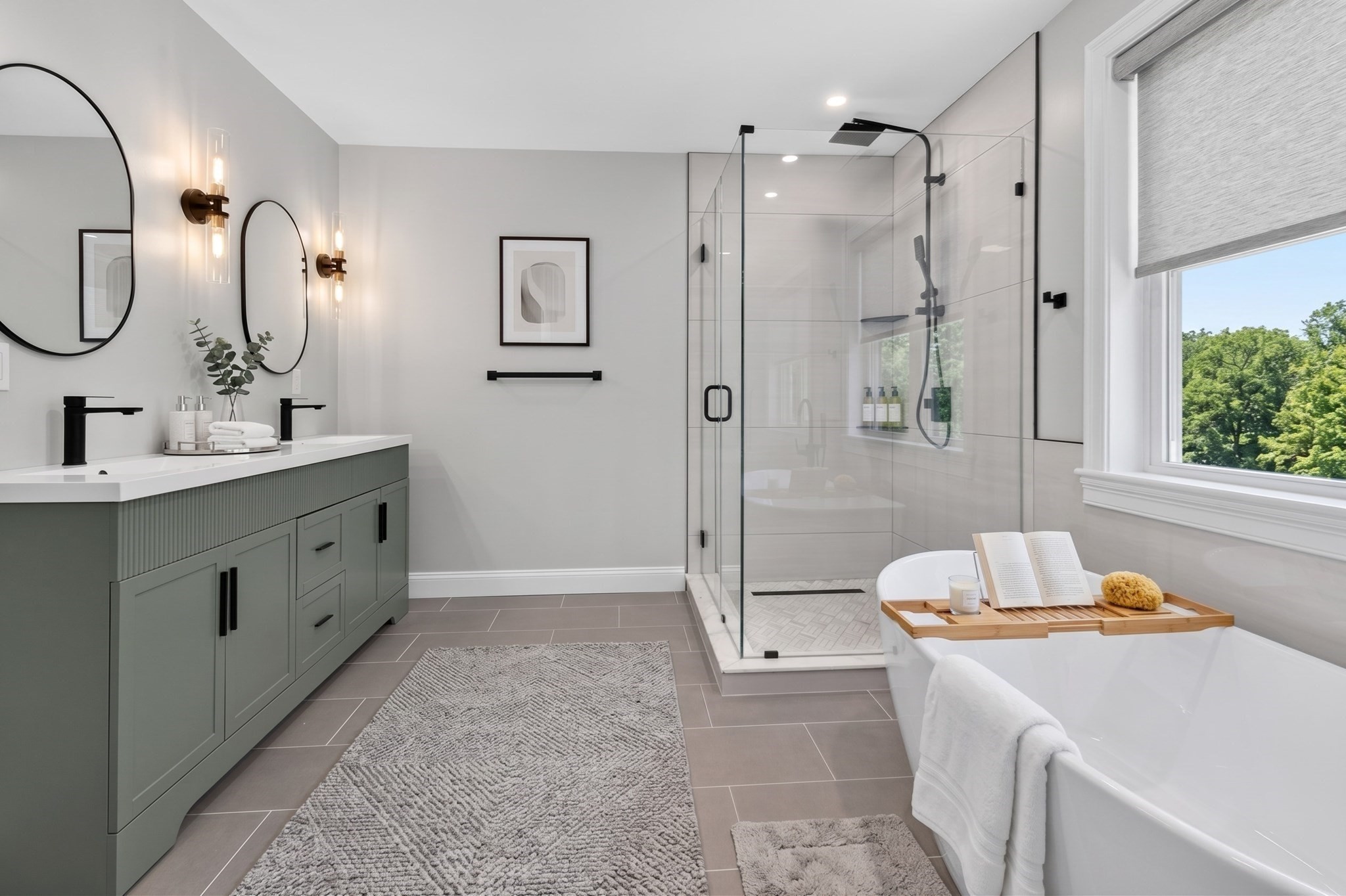 27 Rollins # A Property Photo 6