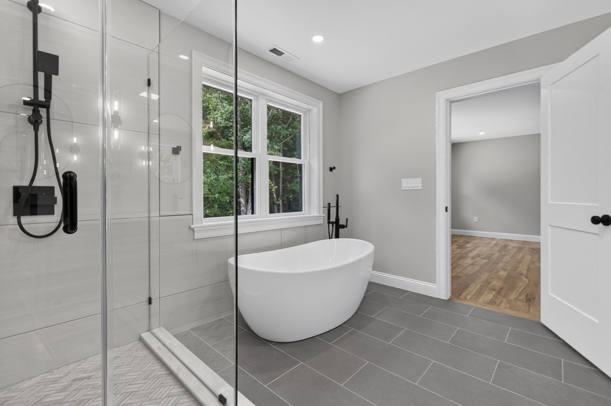 27 Rollins # A Property Photo 23