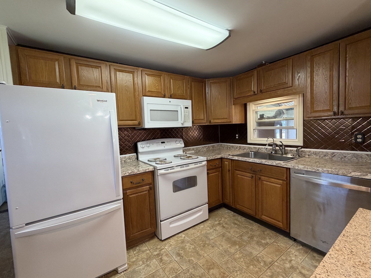 8 First Avenue Property Photo 11