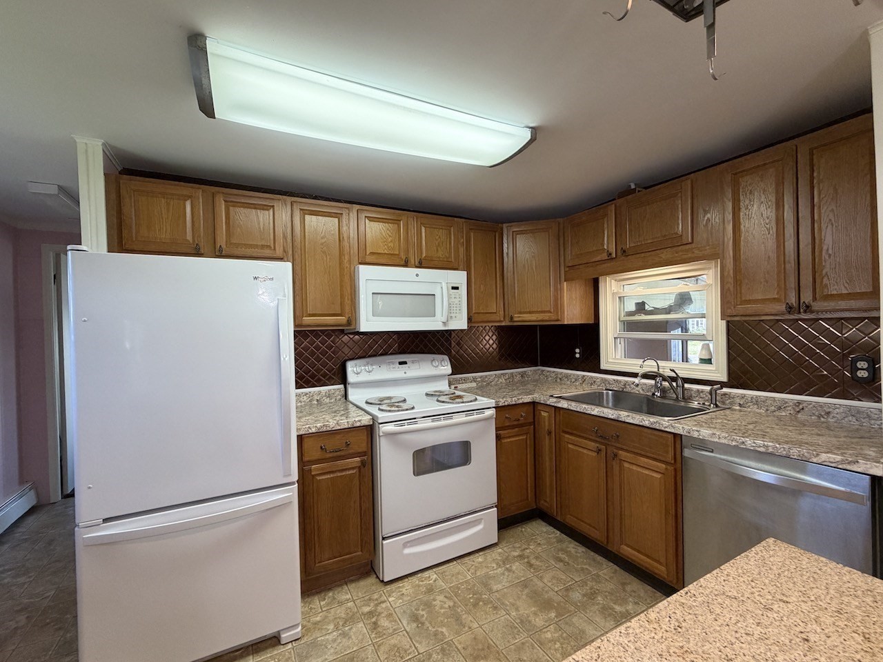 8 First Avenue Property Photo 15