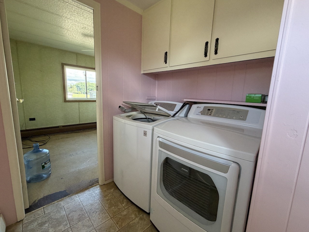 8 First Avenue Property Photo 25