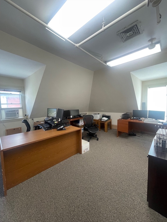 1583 Beacon St # 3B Property Photo 1