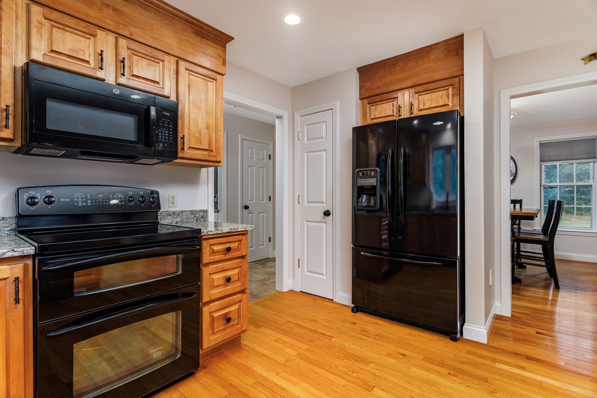 562 Mendon Rd Property Photo 6
