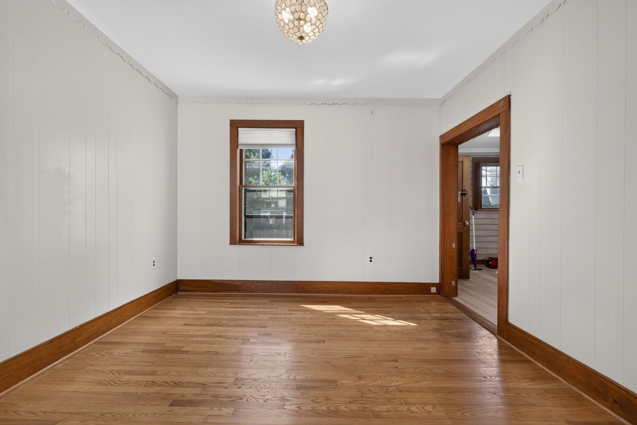 14 Flint Ave Property Photo 8