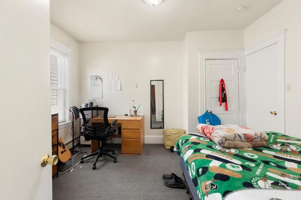 19 Fernwood Ave Property Photo 15