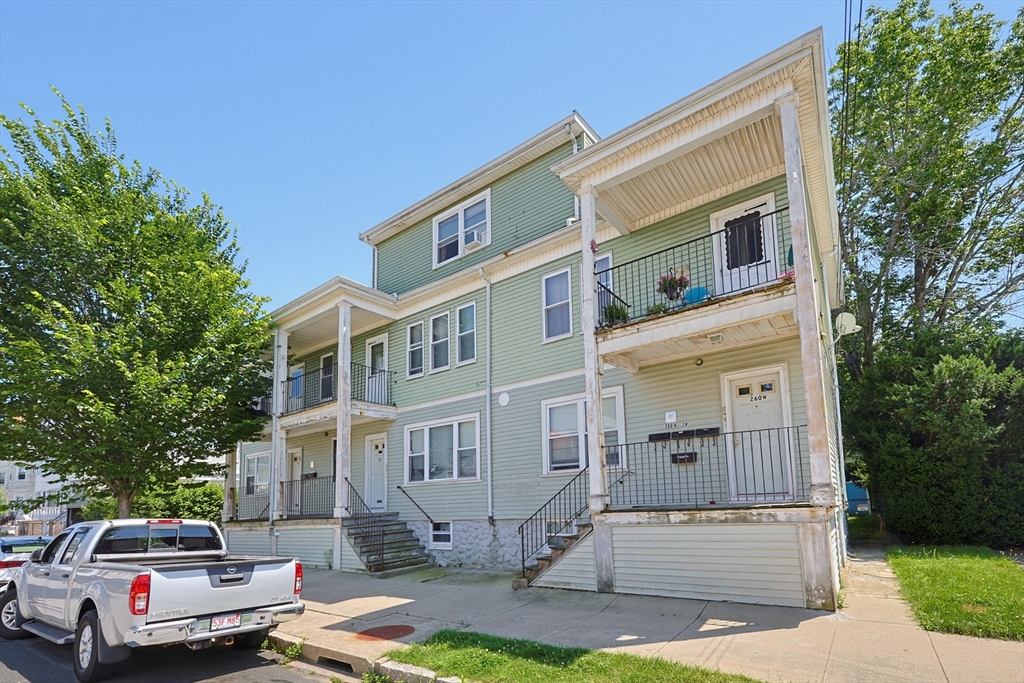 258-260 Whitman St Property Photo 1