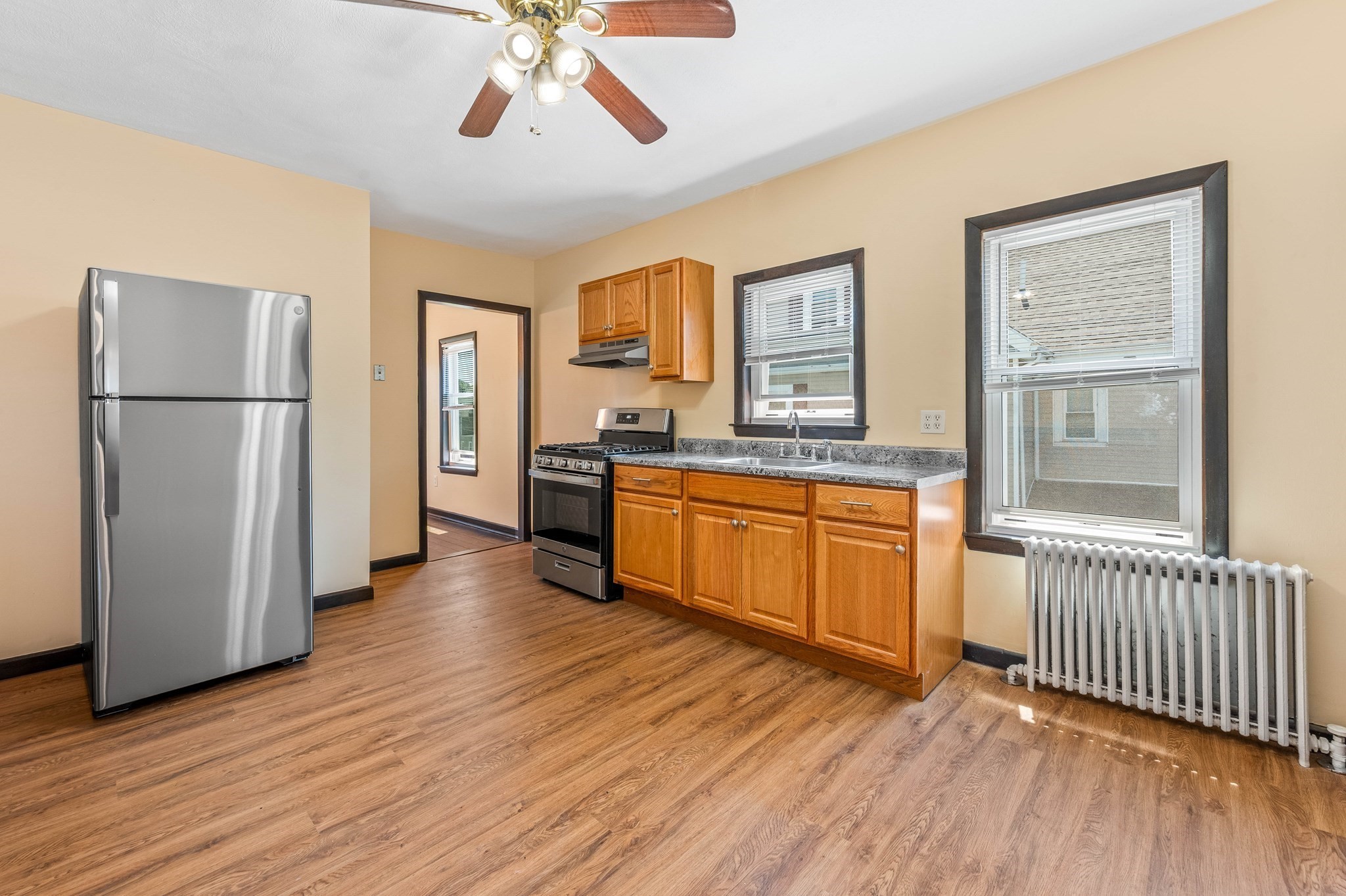 1457 Hyde Park Ave # 2 Property Photo 3