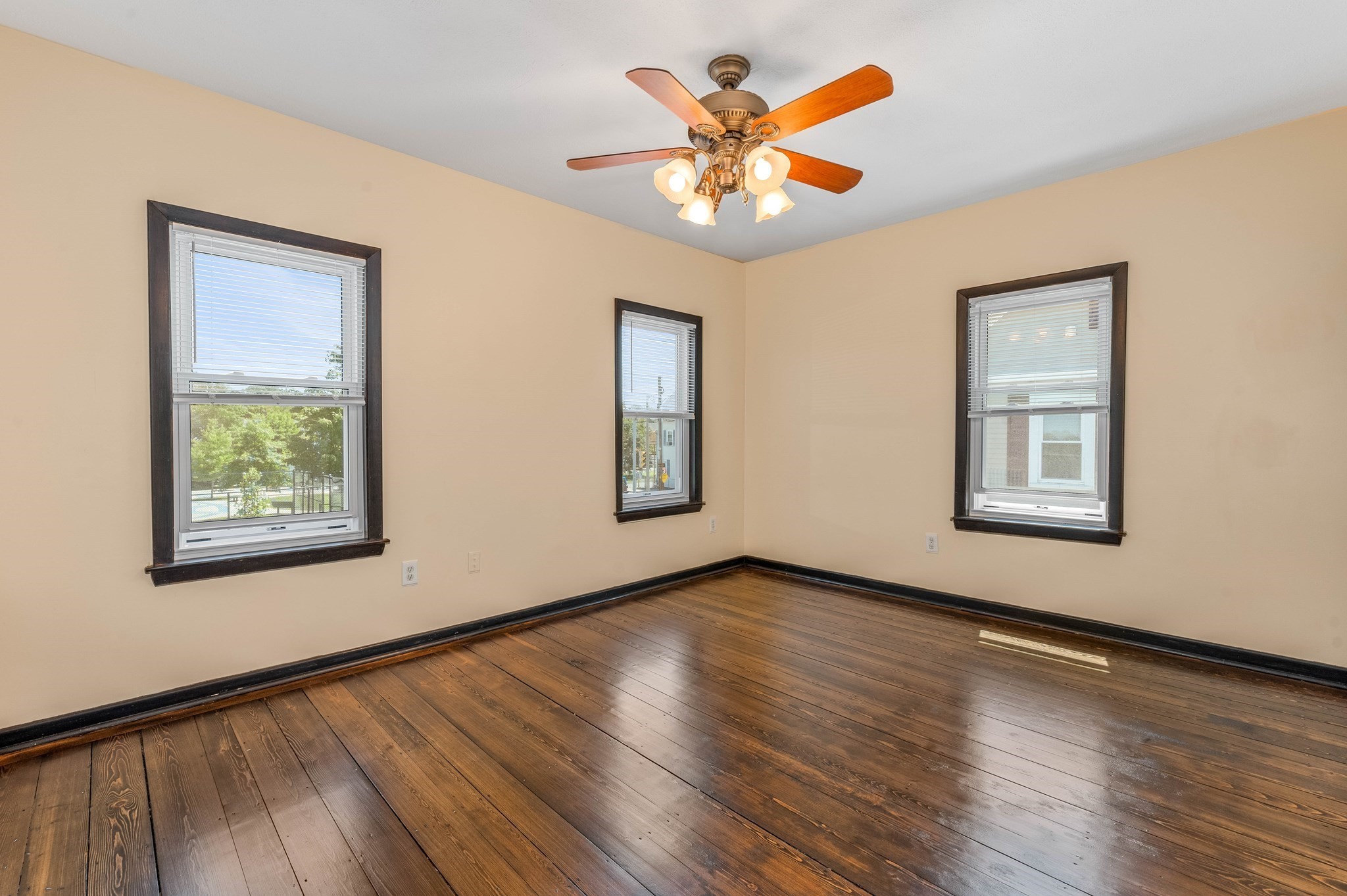 1457 Hyde Park Ave # 2 Property Photo 8