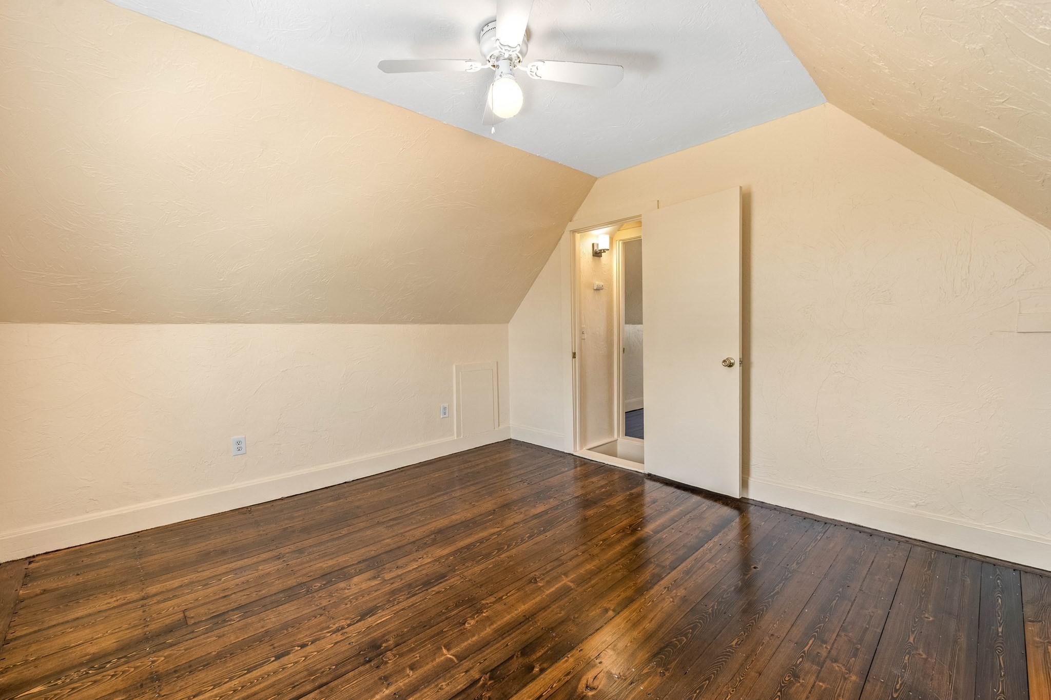 1457 Hyde Park Ave # 2 Property Photo 17