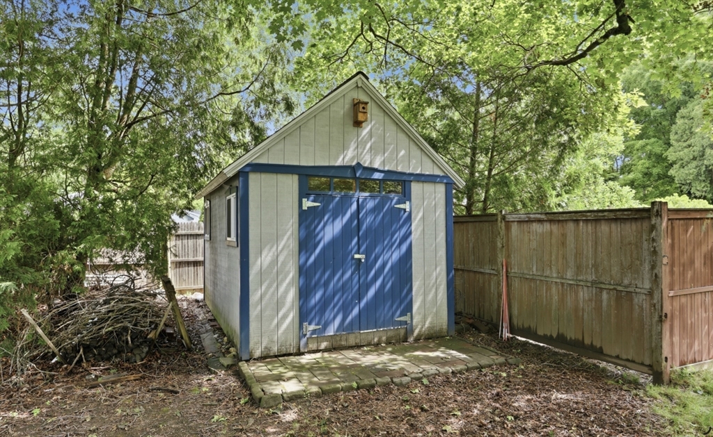 15 Elm Court Property Photo 15