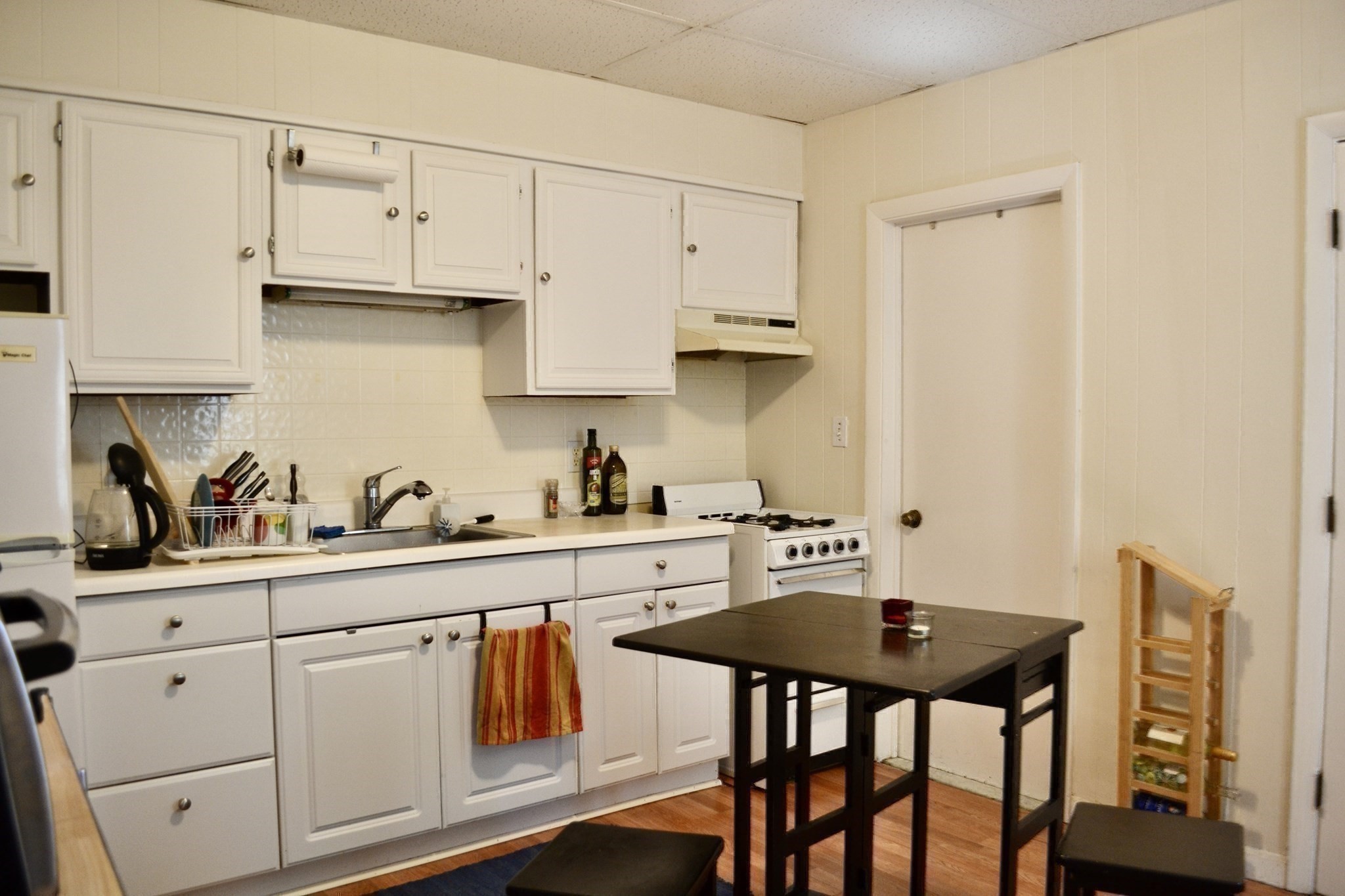 13 Howe St Property Photo 18
