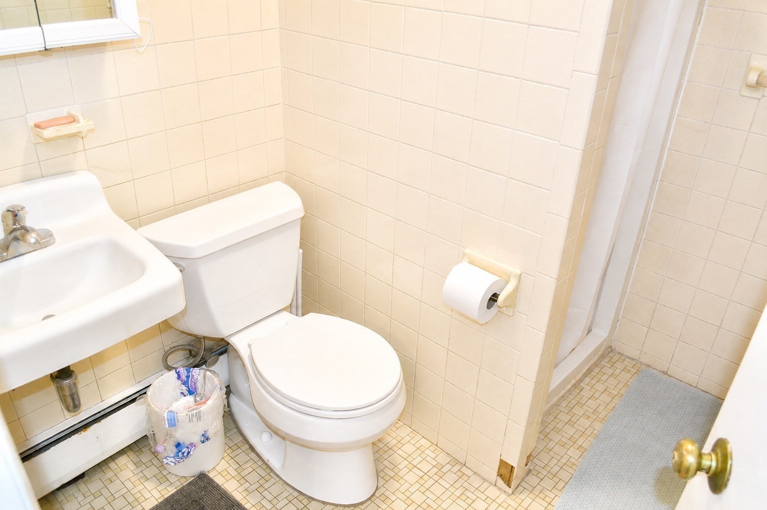 13 Howe St Property Photo 22