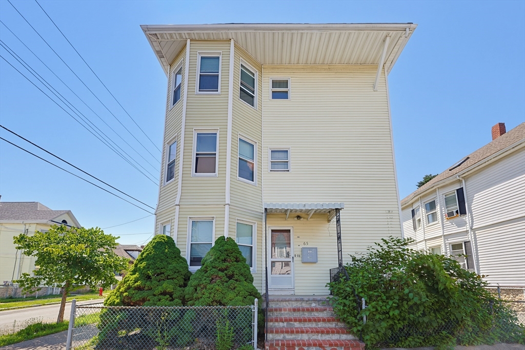 65 Arlington St Property Photo 1