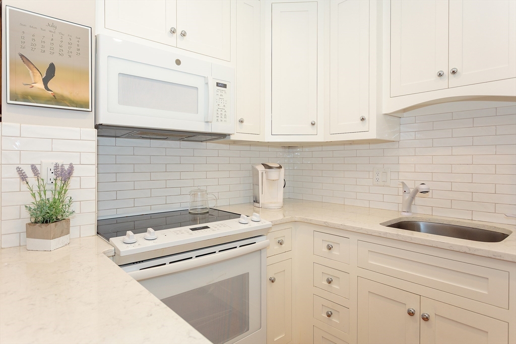 666 Main Street # 207 Property Photo 10