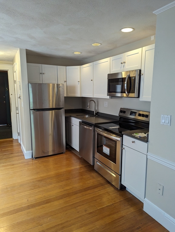 41 South St # 6 Property Photo 1
