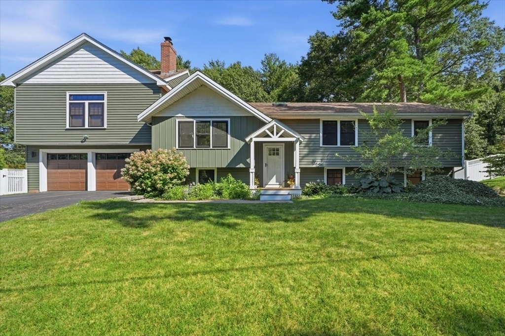 2 Hazelwood Dr Property Photo 1