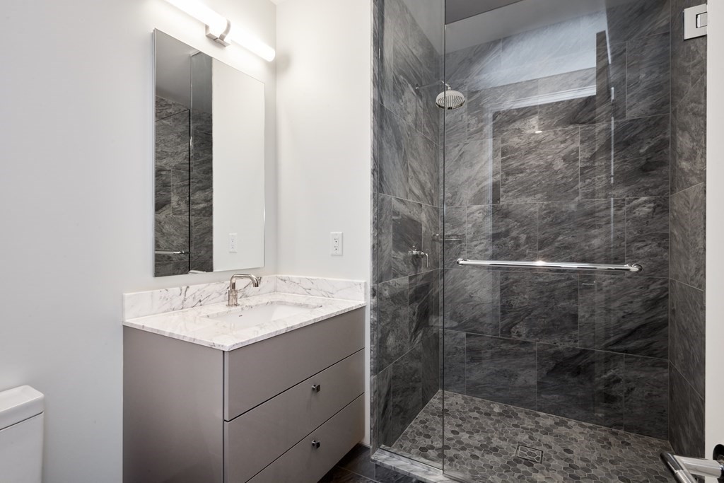 240 Devonshire Street # U4210 Property Photo 9