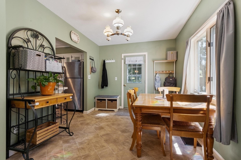 2 Williams Street Property Photo 9