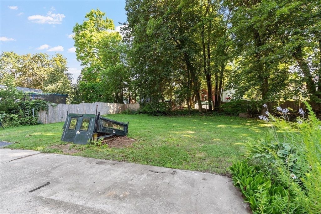 2 Williams Street Property Photo 23