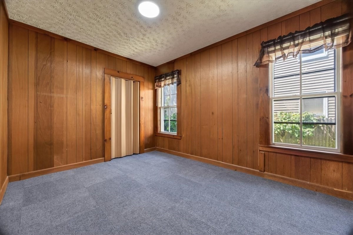 171 Bartlett St Property Photo 18