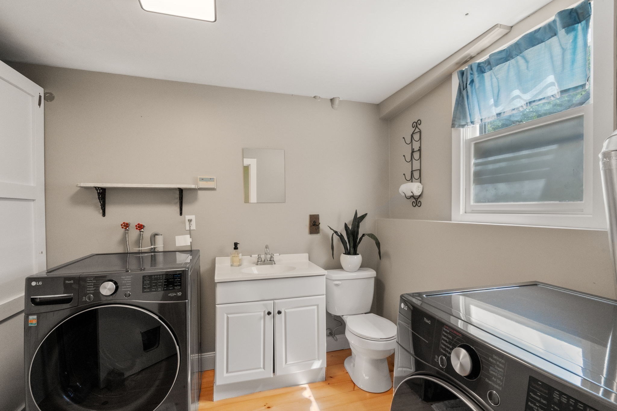 23 Inland Rd Property Photo 30
